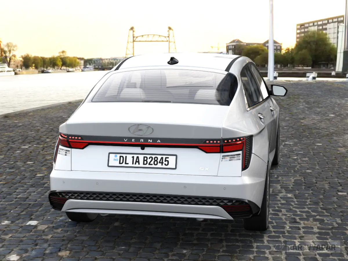 Hyundai Verna (2023-26) Verna S iVT